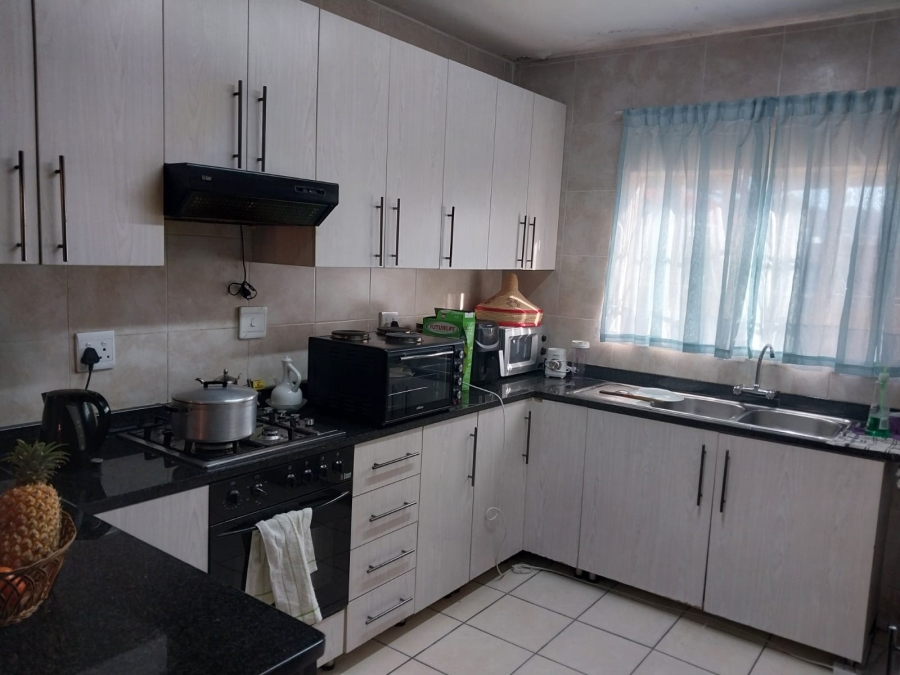 3 Bedroom Property for Sale in Bodorp North West